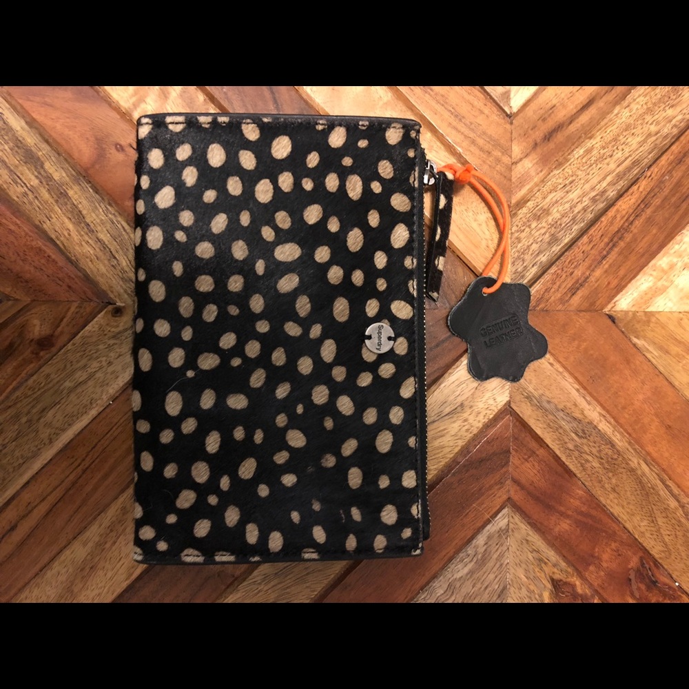 Superdry Clutch